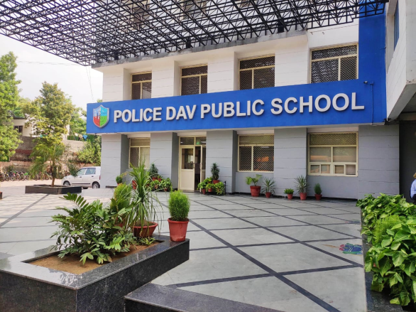 welcome-to-police-dav-public-school